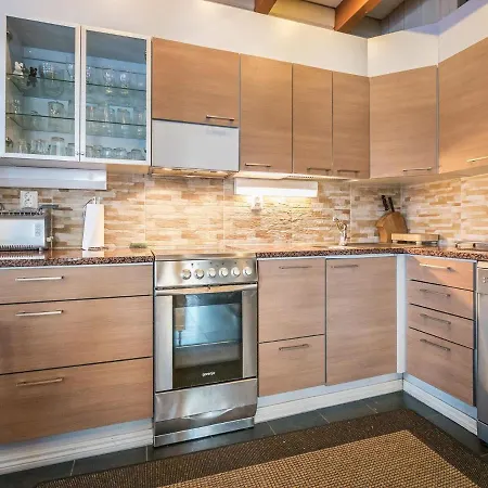 別荘 Uulanlinna A- Paritalo By Interhome