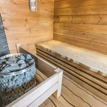 Holiday home Uulanlinna A- Paritalo By Interhome