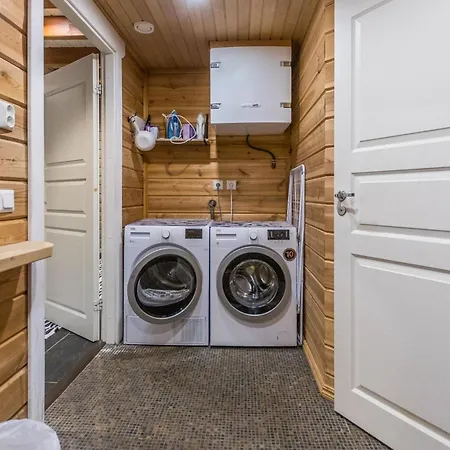 別荘 Uulanlinna A- Paritalo By Interhome Hyrynsalmi